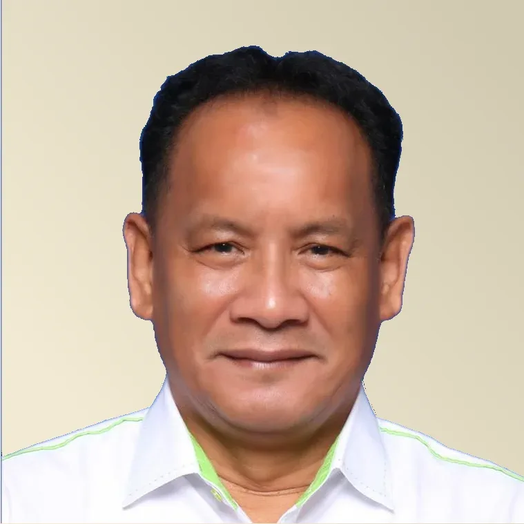 YBhg Tuan Pandang Semat